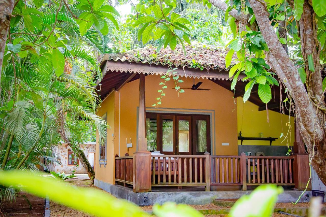 Birds Paradise Cabanas Унаватуна Экстерьер фото