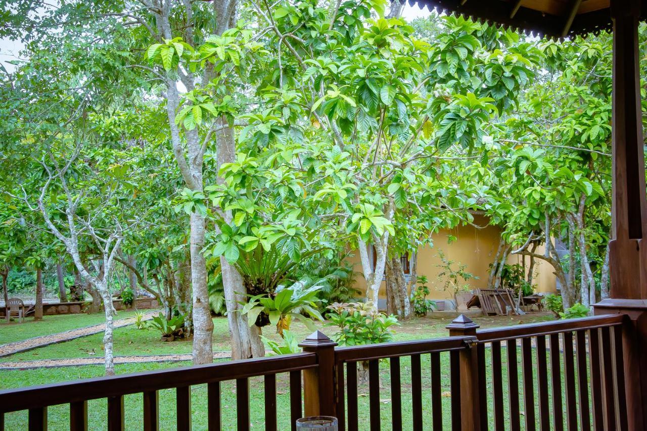 Birds Paradise Cabanas Унаватуна Экстерьер фото